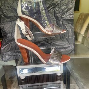 Ralph Lauren sandals size 9 .. Smoke free home